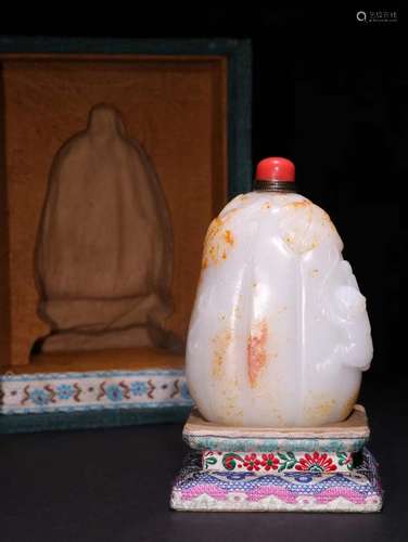 A Hetian Jade Snuff Bottle