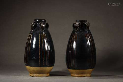 Pair Of Cizhou Kiln Porcelain Vases