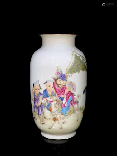 Porcelain Potery Carved Vase