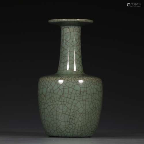 Porcelain Ru Kiln Vase