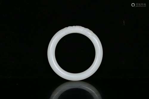 Hetian Jade Bangle With Pattern