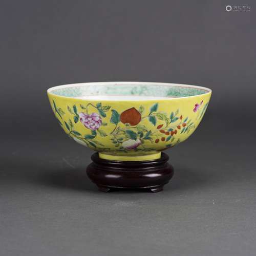 A CHINESE FAMILLE ROSE YELLOW-GROUND 'SANDUO' BOWL, GUANGXU MARK