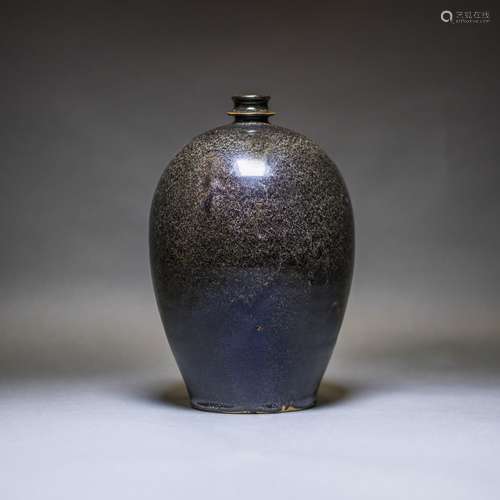 A CHINESE CIZHOU BLACK GLAZED VASE