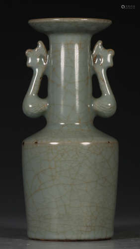 GUAN YAO GREEN GLAZE VASE WITH BEAST EARS