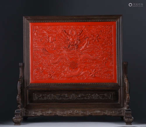 RED LACQUER SCREEN WITH DRAGON PATTERN