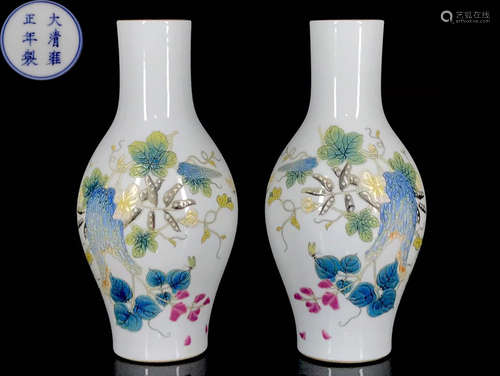 YONGZHENG MARK ENAMELED GLAZE VASE