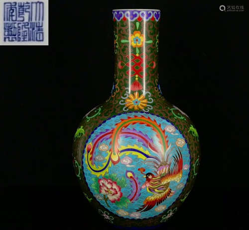 QIANLONG MARK ENAMELED GLAZE VASE