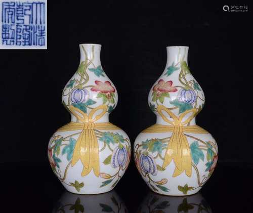 QIANLONG MARK ENAMELED GLAZE GOURD VASE