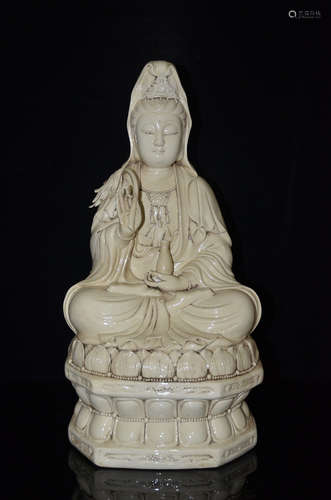 DEHUA GLAZE GUANYIN BUDDHA