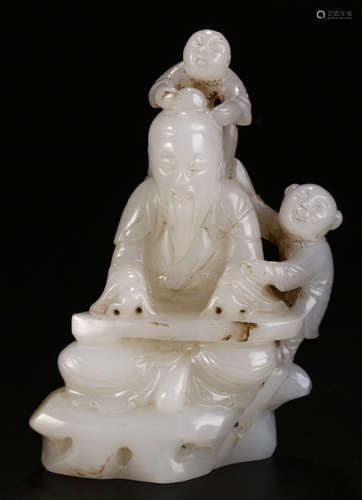 HETIAN JADE FIGURE PENDANT