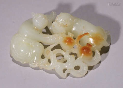 HETIAN JADE PENDANT CARVED WITH FIGURE