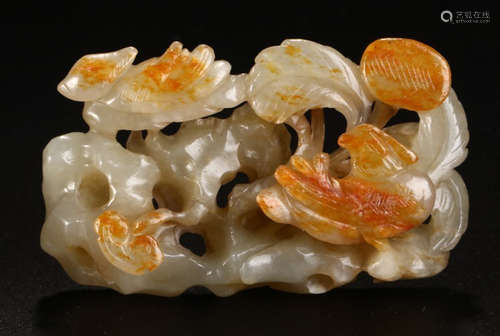 HETIAN JADE PENDANT CARVED WITH CRANE