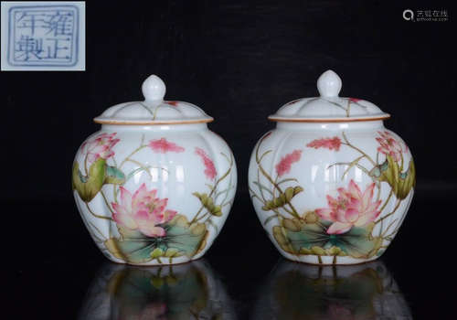 YONGZHENG MARK FAMILLE ROSE GLAZE JAR PAIR