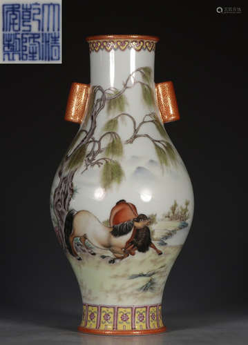 DAQINGQIANLONGNIANZHI MARK FAMILLE ROSE GLAZE VASE