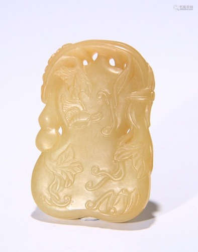 HETIAN JADE PENDANT CARVED WITH GOURD