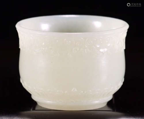 HETIAN JADE CUP CARVED WITH PATTERN