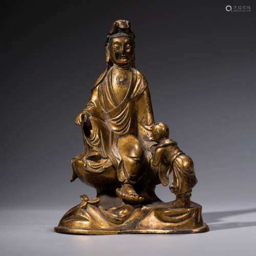 A Gild Bronze Guanyin Statue