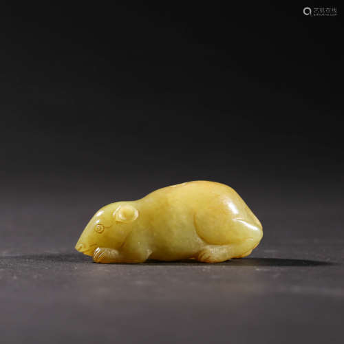 A  YELLOW JADE RAT