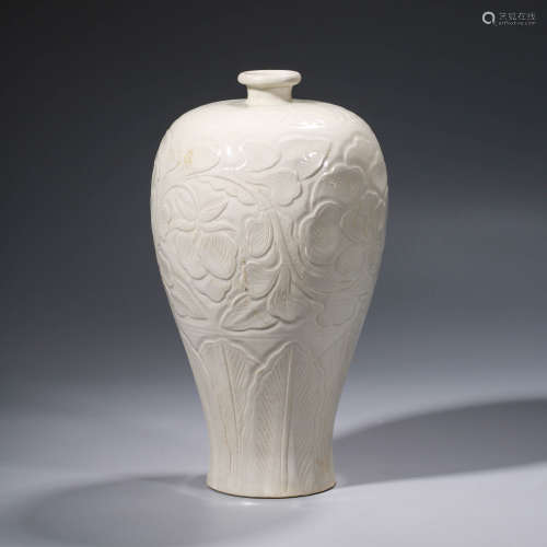 A Floral Carved Ding Kiln Porcelain Meiping