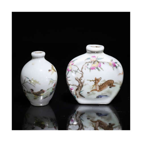 A Pair of Famille Rose Flower&Bird Pattern Porcelain Snuff Bottle