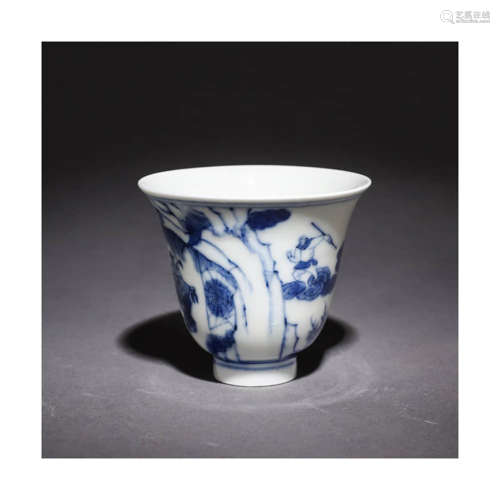 A Blue and White Opera Characters Porcelain Cup