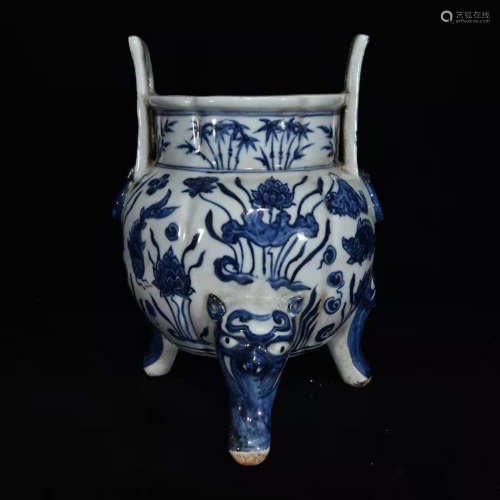 A Blue and White Fish&Algae Pattern Porcelain Three-legged Incense Burner