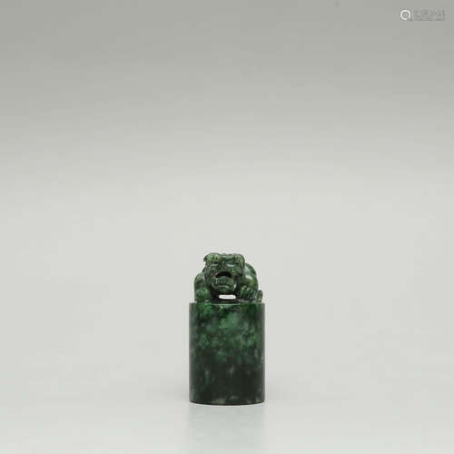 A Jadeite Beast Handle Seal