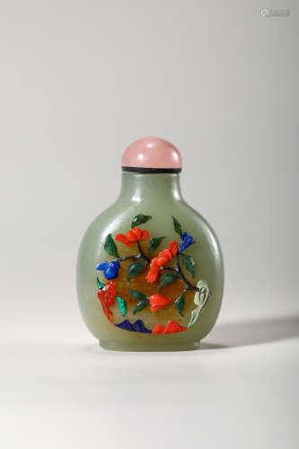 Chinese celadon jade snuff bottle with inlaid