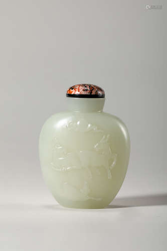 Chinese White Jade Carved Snuff Bottle