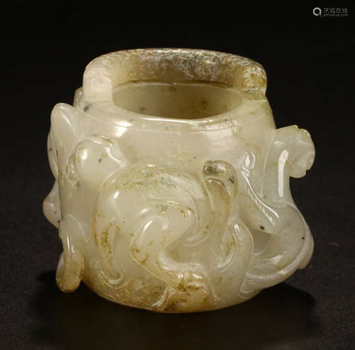 HETIAN JADE CARVED DRAGON PATTERN RING