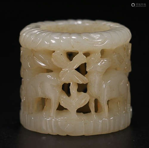 HETIAN JADE CARVED RING