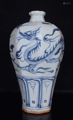 BLUE&WHITE GLAZE VASE WITH DRAGON PATTERN