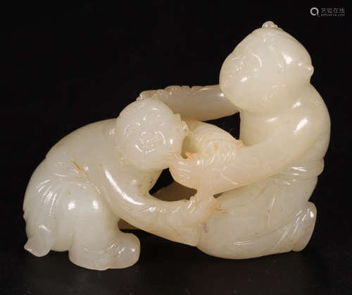 HETIAN JADE CARVED FIGURE SHAPED PENDANT