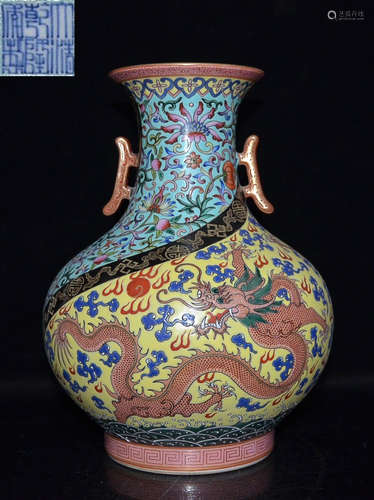 DAQINGQIANLONGNIANZHI MARK ENAMELED GLAZE VASE