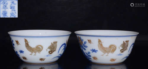 DAMINGCHENGHUANIANZHI MARK BLUE&WHITE GLAZE CUP PAIR