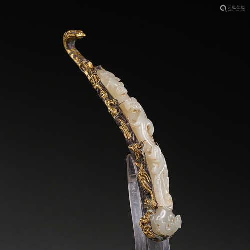 CHINESE BROZE BELT HOOK INLAID WITH HETIAN JADE