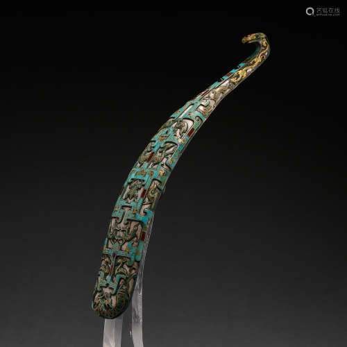 CHINESE BRONZE BELT HOOK INLAID GOLD, SILVER AND TURQUOISE