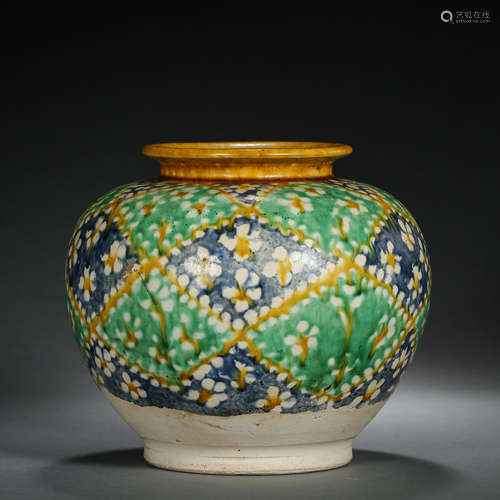 TANG DYNASTY, TRI-COLOR GLAZED CERAMICS JAR