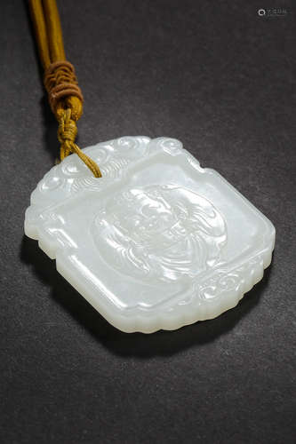 QING DYNASTY, CHINESE HETIAN WHITE JADE PENDANT