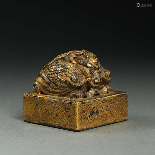 OLD CHINESE GILT BRONZE SEAL