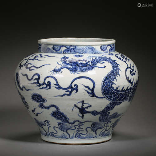 OLD CHINESE BLUE AND WHITE PORCELAIN JAR WITH DRAGON PATTERN