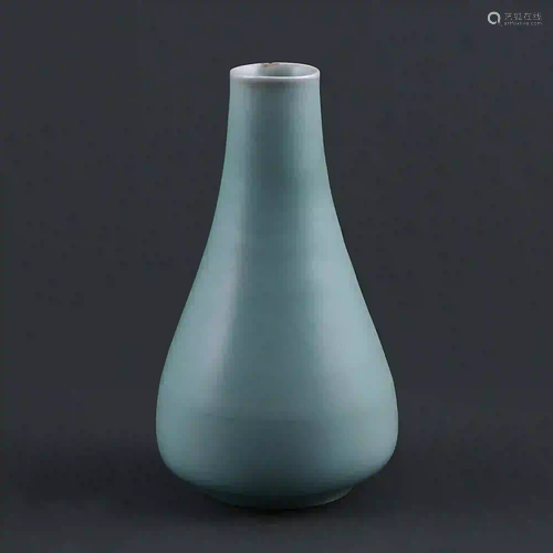 Song Dynasty style Longquan kiln sky celadon glaze net