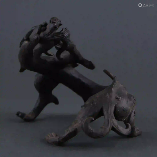 Warring States bronze dragon-shaped ornaments