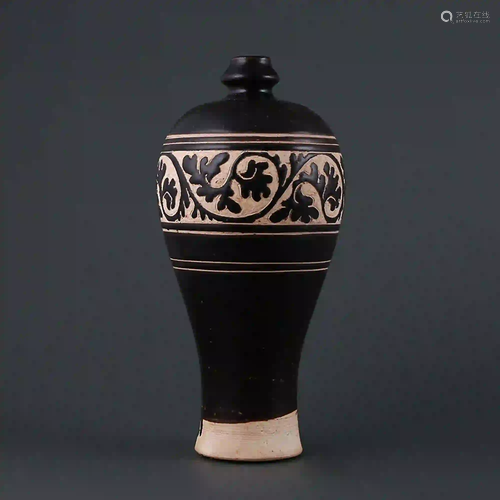 Song Dynasty style Cizhou Kiln Black Glazed Plum Vase