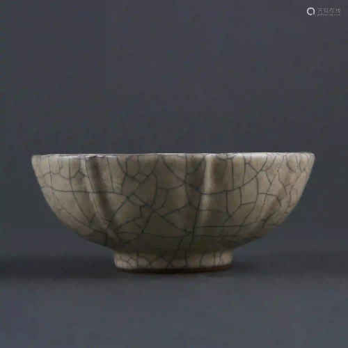 Song Dynasty style Ge Kiln Beige Glazed Bowl with