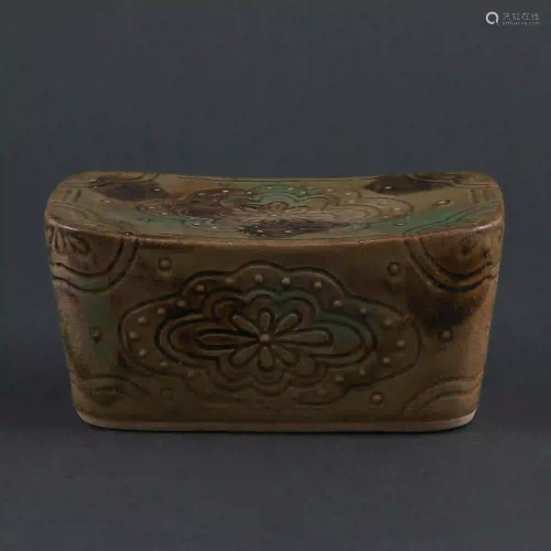 Tang Dynasty style Changsha Kiln Celadon Carved Pillow