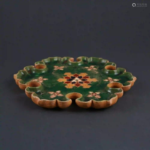 Three-color six-petal flower-leaf plate from Gongxian