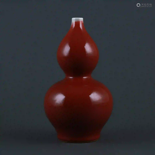 Ji red glazed gourd bottle