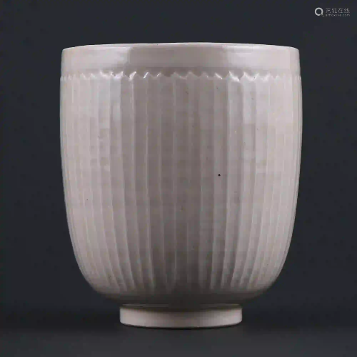 Song Ding kiln white glaze carved striped deep belly