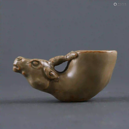 Jin Dynasty style Yaozhou Kiln Celadon Horn-shaped Cup